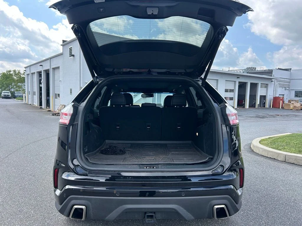 Used 2019 Black Metallic Ford ST image 24