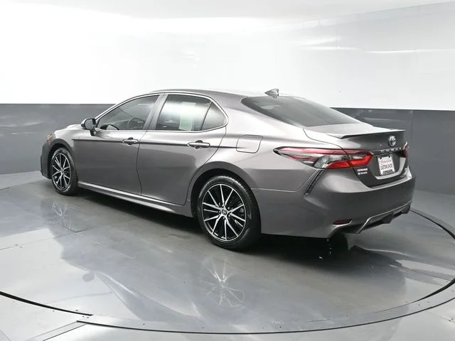 Used 2024 Gray Toyota SE image 5