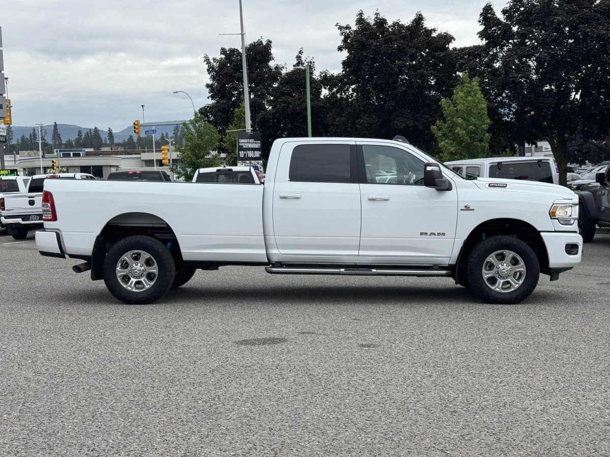 Used 2023 White RAM Big Horn image 5