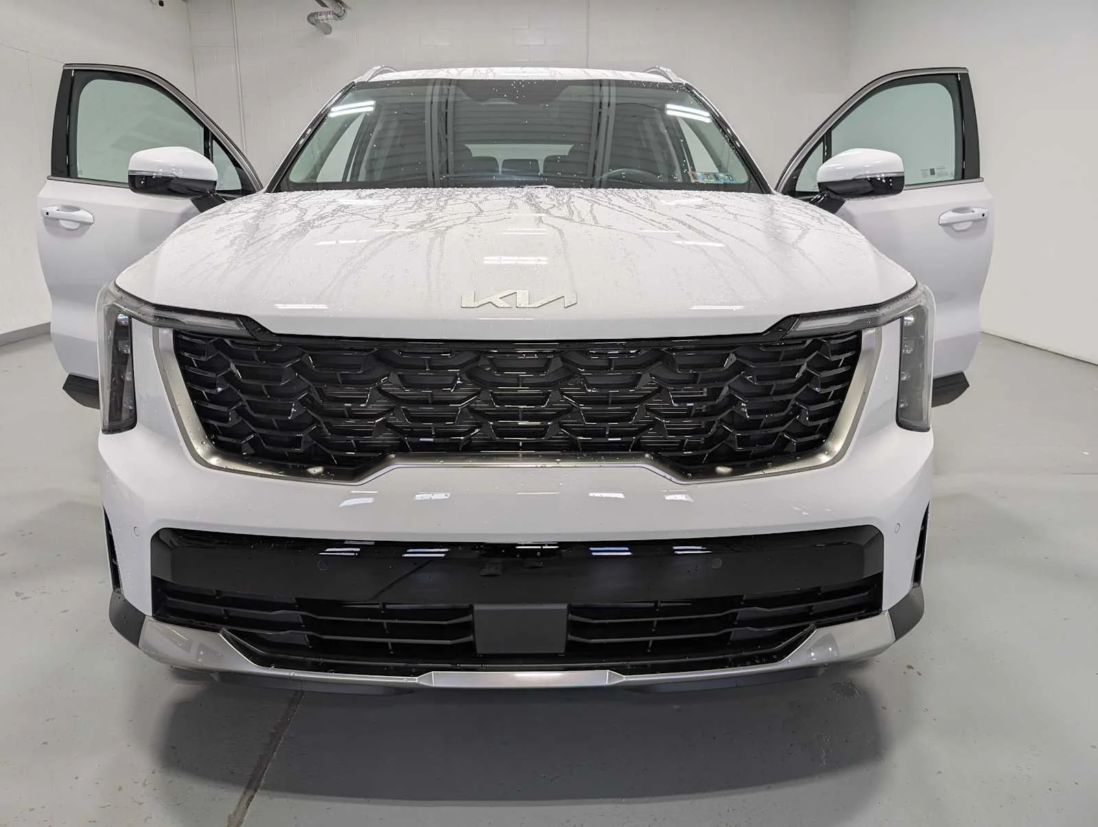 Used 2025 Glacial White Pearl Kia S image 15