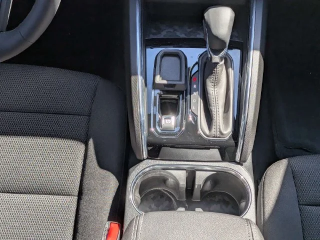 New 2026 Summit White GMC Elevation image 19