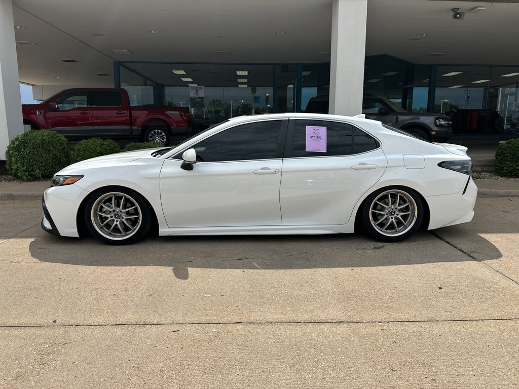Used 2021 Super White Toyota SE image 12