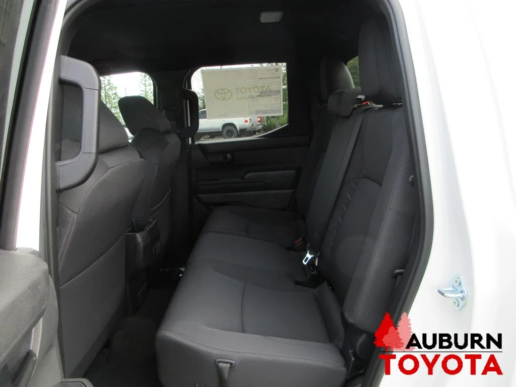 2026 Toyota Tacoma SR5 - Photo 12