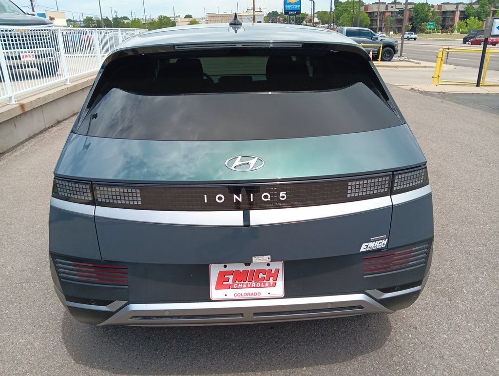 Used 2024 Digital Teal Hyundai SEL image 4