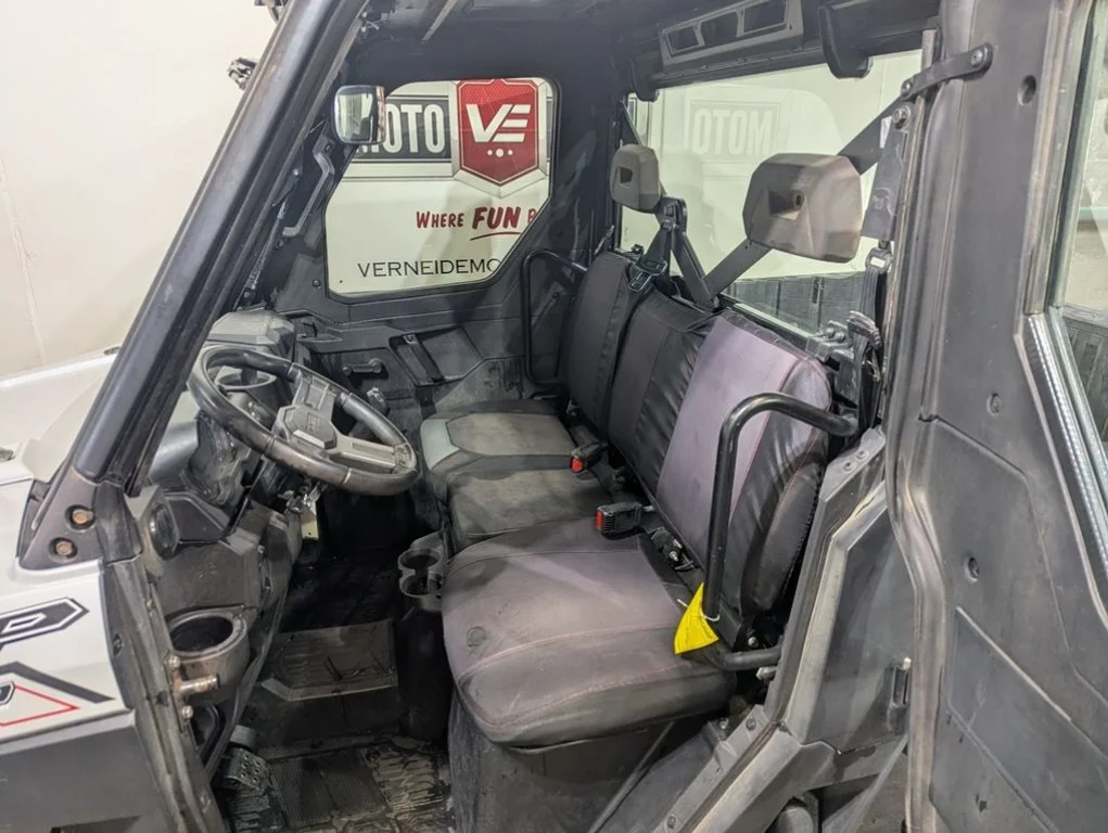 Used 2021 WHITE Polaris Premium image 10