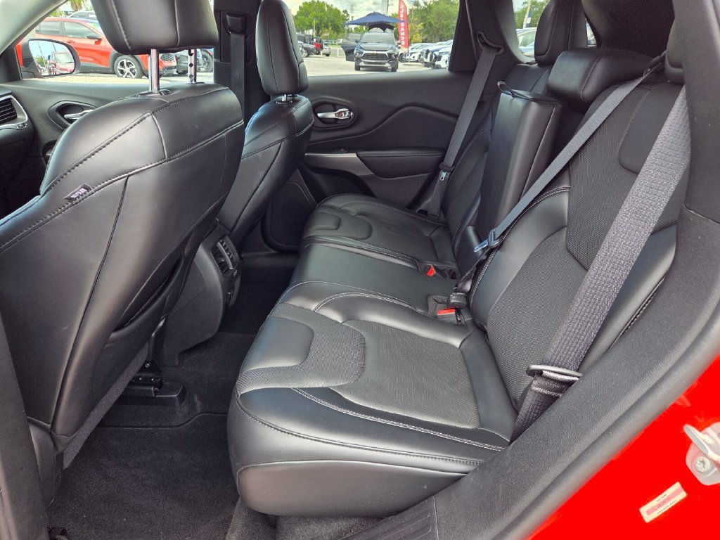 2021 Jeep Cherokee Latitude Lux - Photo 7