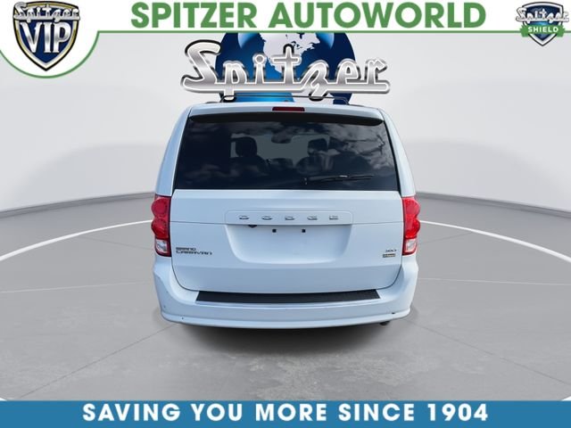 Used 2019 White Dodge SXT image 8