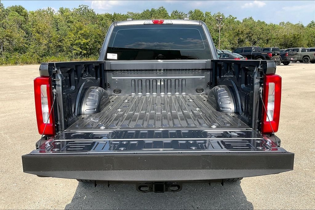 New 2026 Ford Super Duty F-250 XL 4D Crew Cab