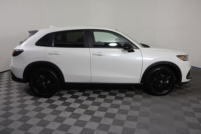 Certified Used 2026 Platinum White Pearl Honda AWD SPORT image 9