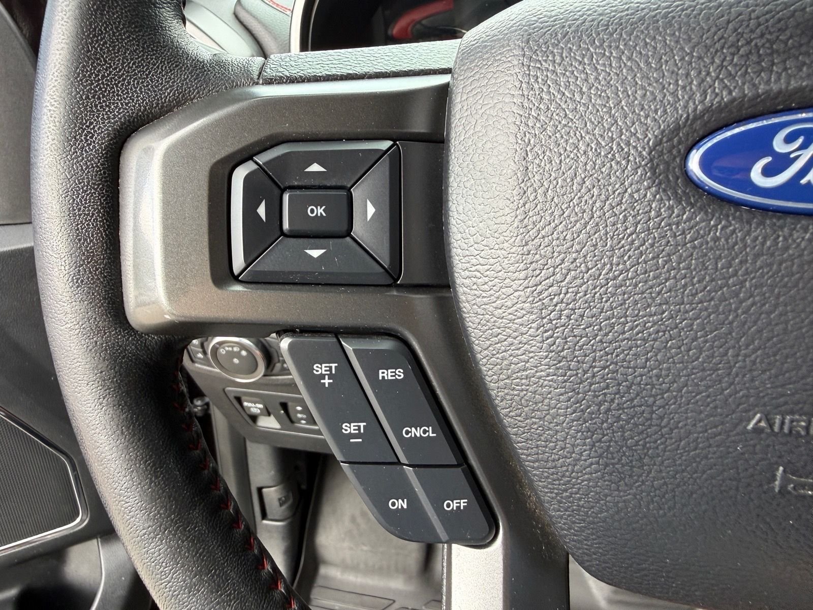 Used 2020 Magma Red Ford Lariat image 25