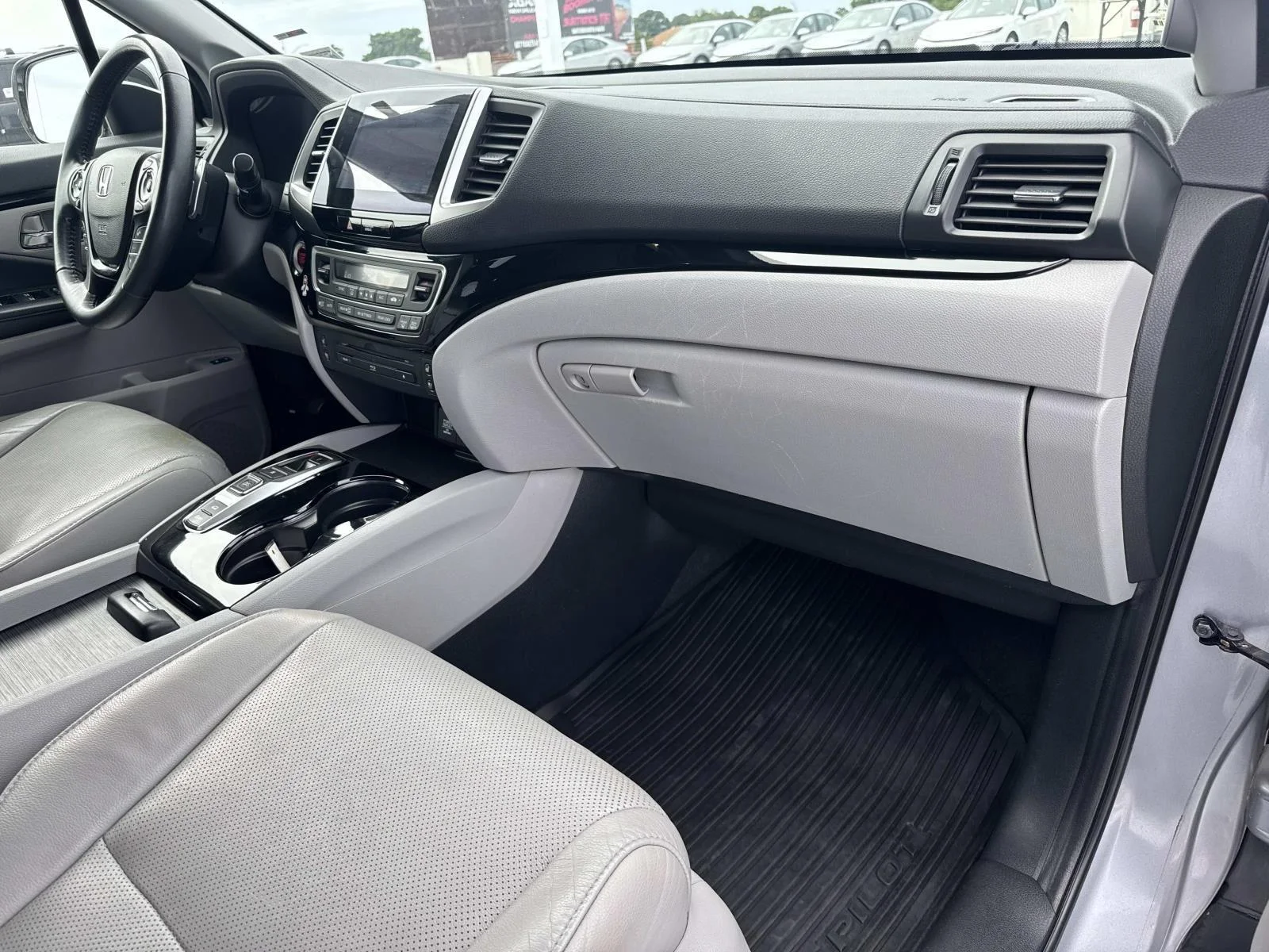 Used 2016 SILVER Honda Elite image 13