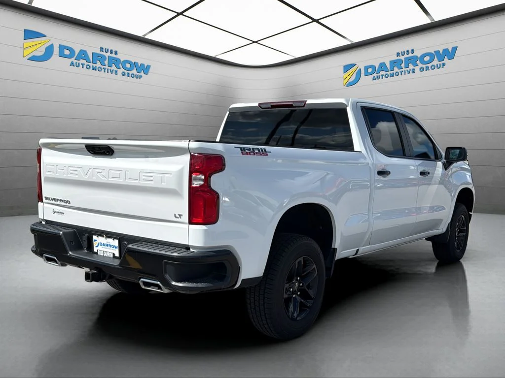 Used 2024  Chevrolet LT Trail Boss image 5