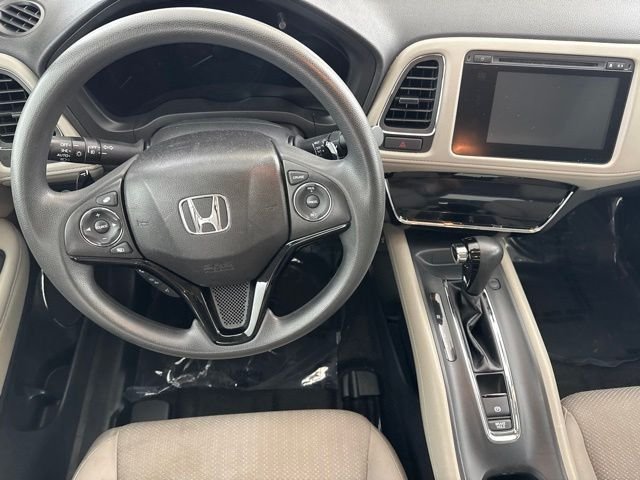 Used 2018 Silver Honda EX image 27