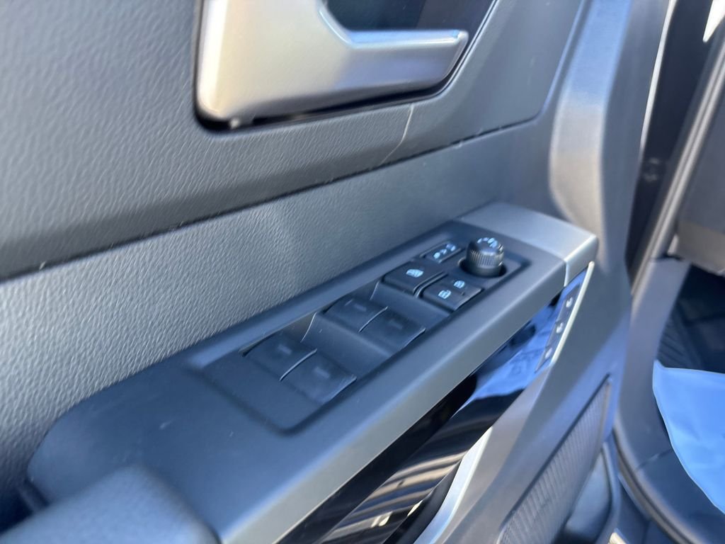 2026 Toyota Tundra Limited - Photo 26
