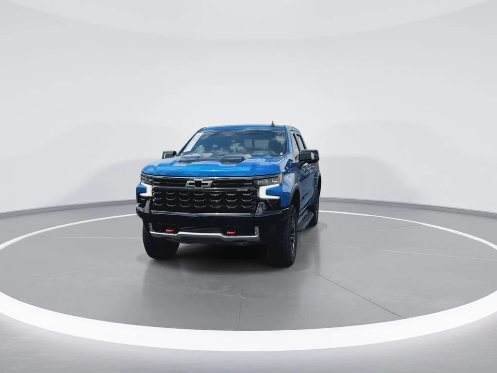 Used 2022 Blue Chevrolet ZR2 image 3