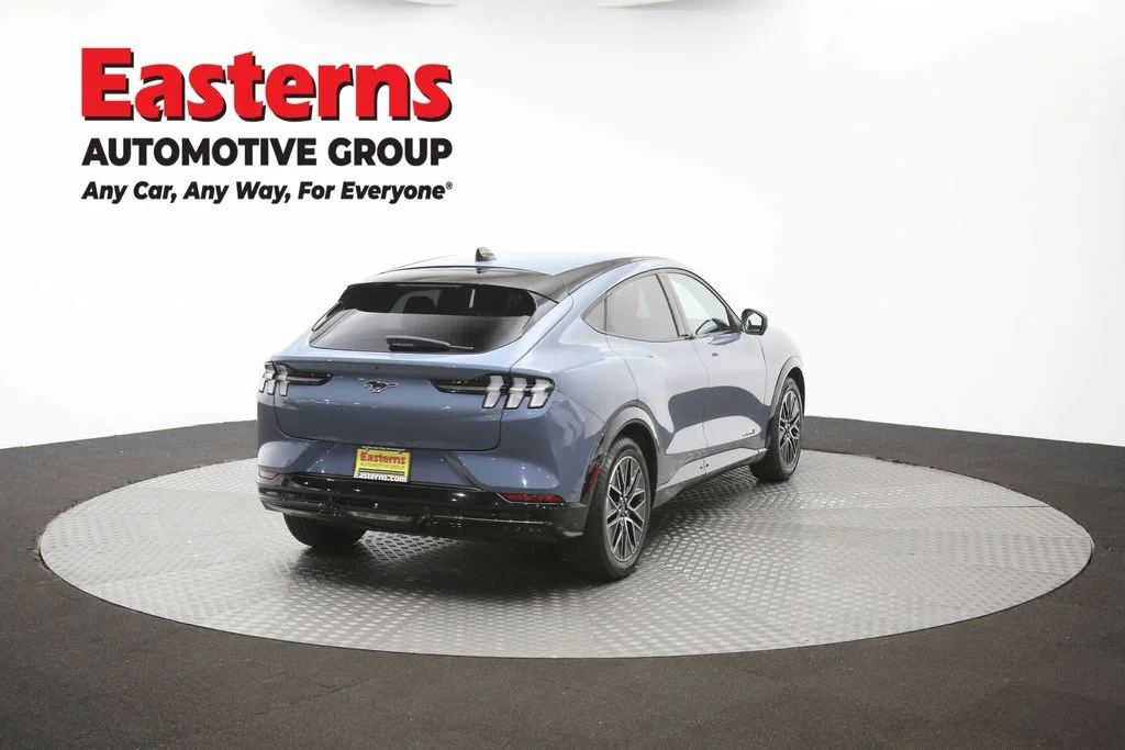Used 2024 Blue Ford Premium image 34