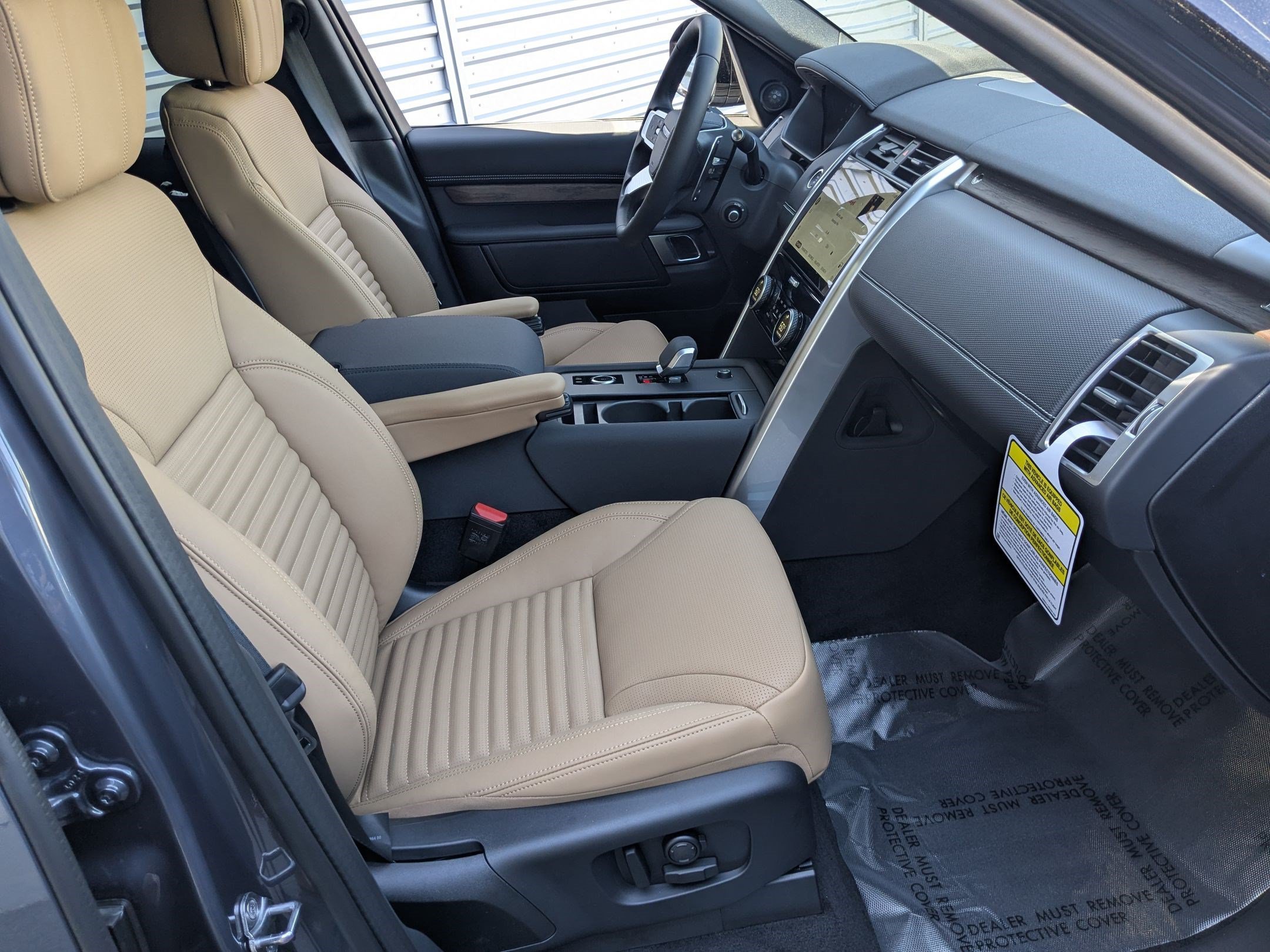 New 2026 Varesine Blue Land Rover Dynamic SE image 33