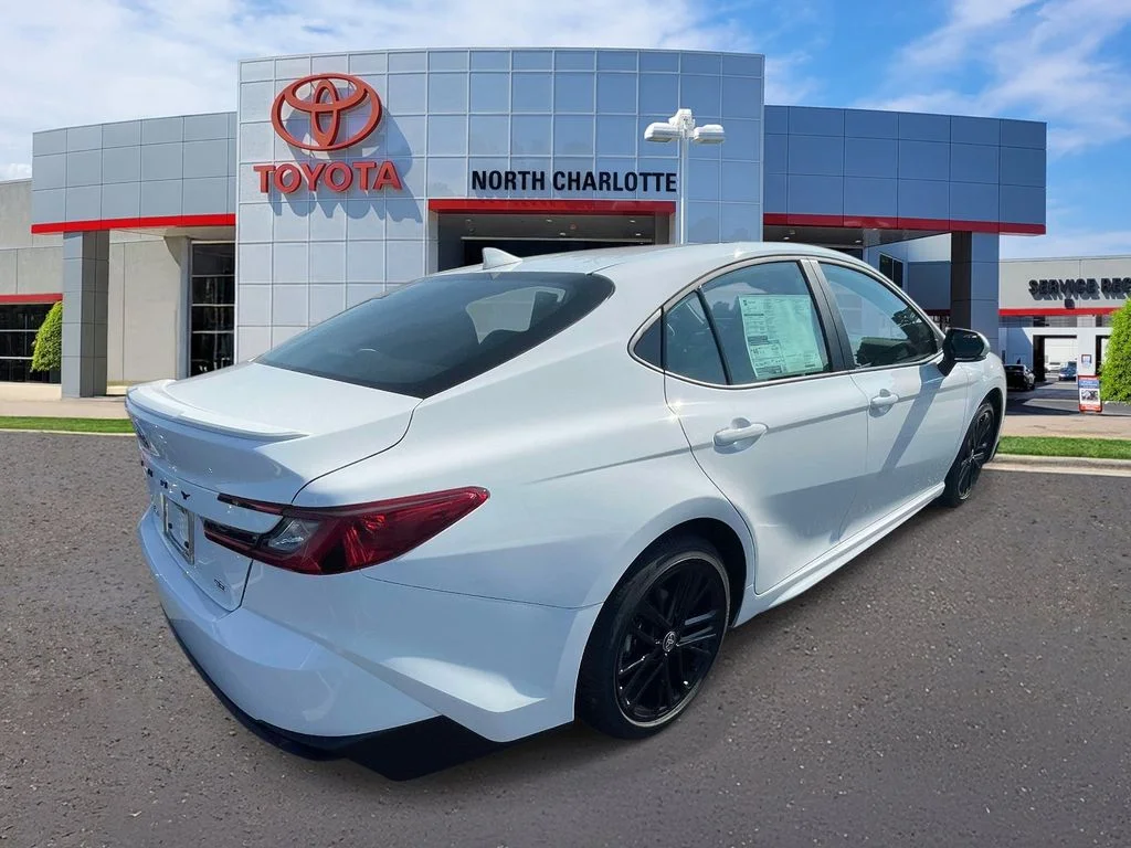 New 2026 Ice Cap Toyota SE image 8