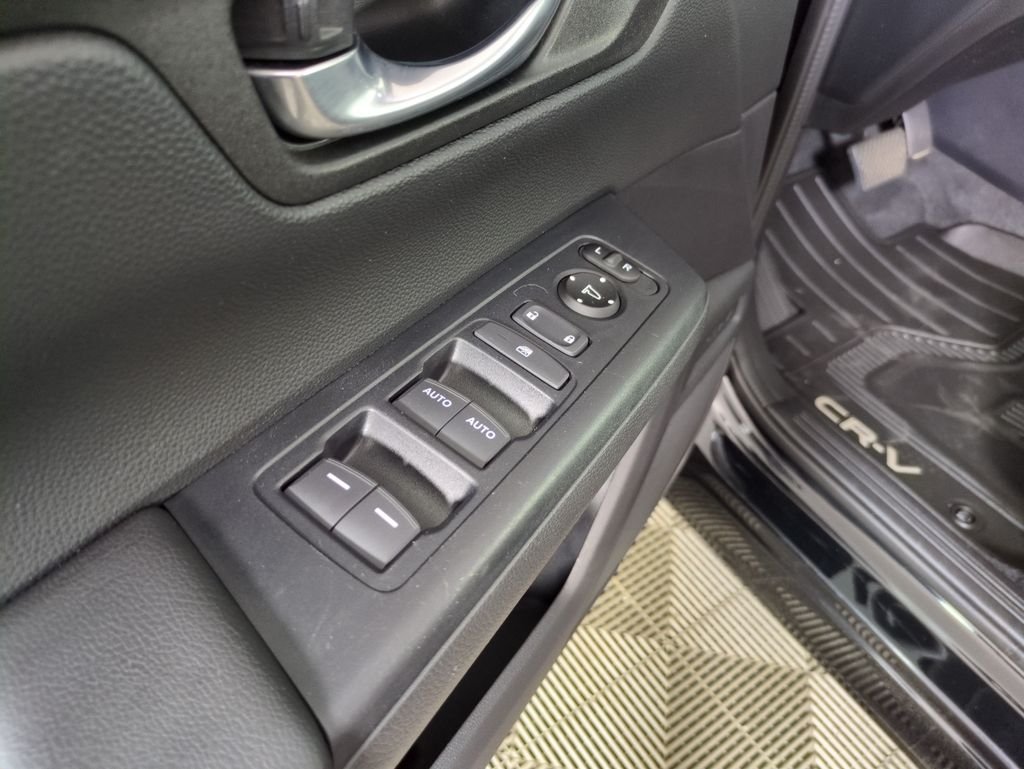 2025 Honda CR-V EX - Photo 15