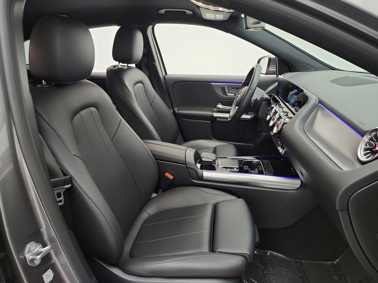 Used 2023 Mountain Grey Metallic Mercedes-Benz GLA 250 SUV image 18