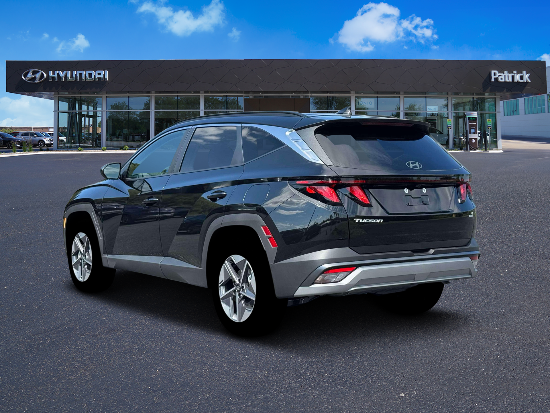 New 2026 Phantom Black Hyundai SEL Plus image 5