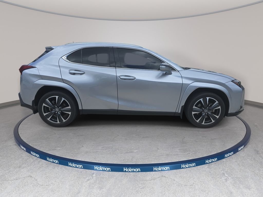 Used 2024 Iridium Lexus 250h Premium image 5