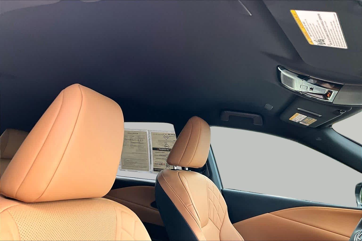 Certified Used 2025 CAVIAR Lexus  image 14