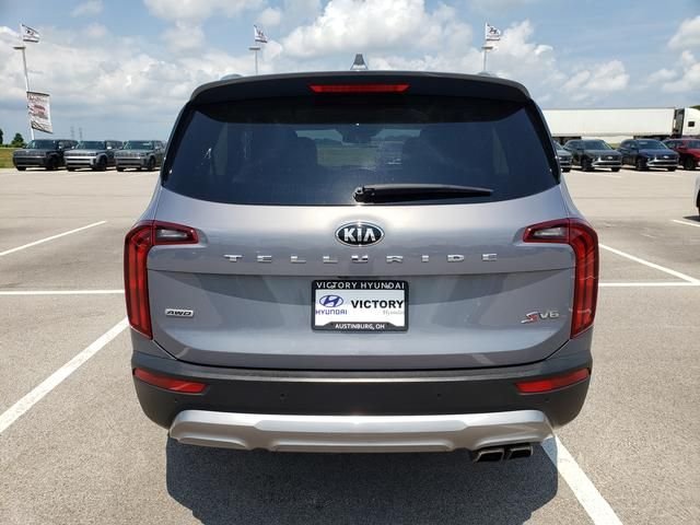 Used 2021 Silver Kia S image 6