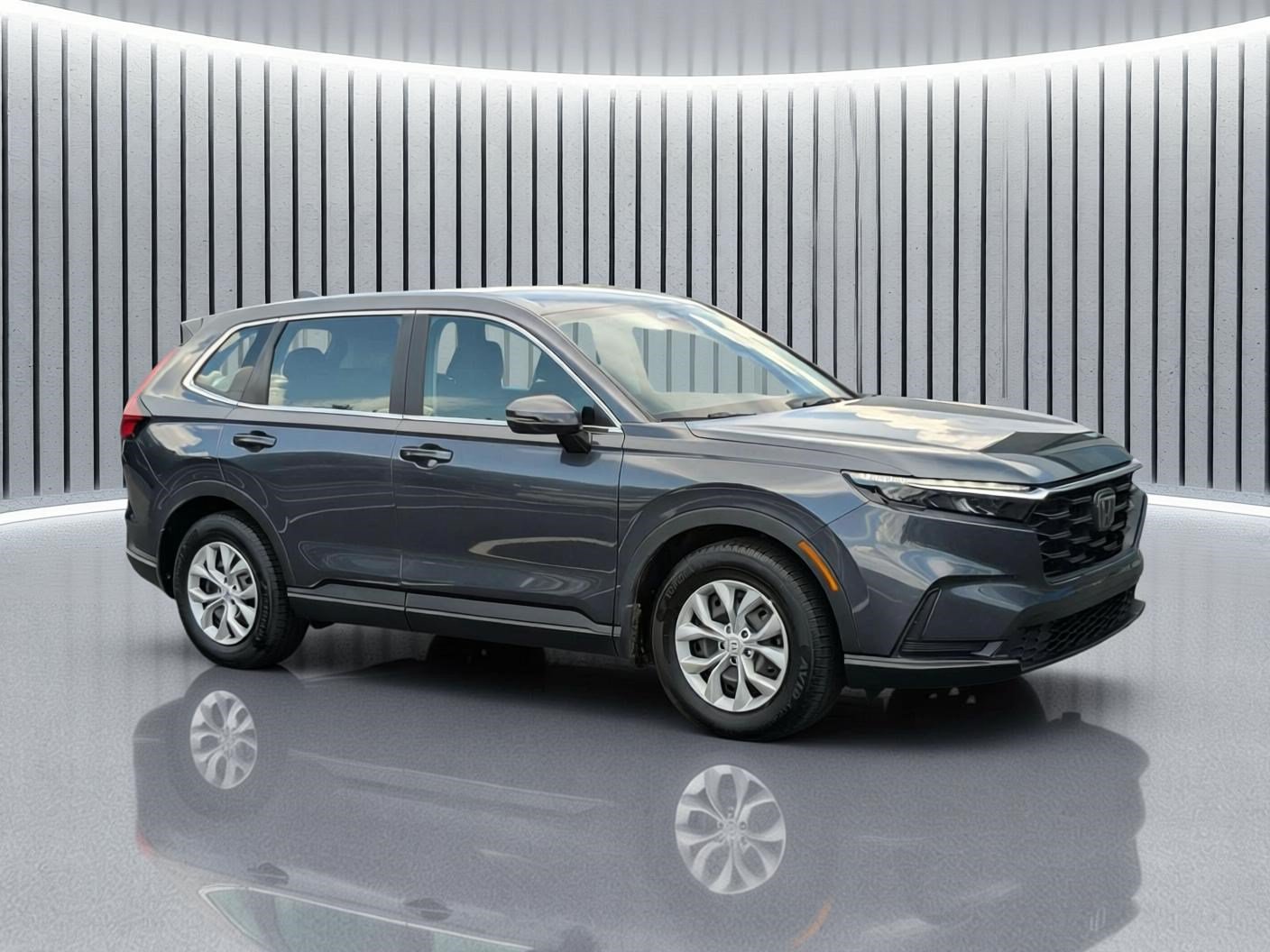 Used 2024 Meteorite Gray Metallic Honda LX image 2