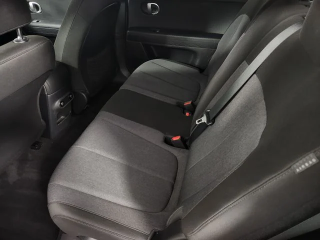 Used 2024 Gold Hyundai SEL image 16
