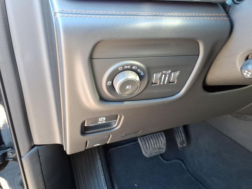 2022 Jeep Grand Cherokee Summit Reserve - Photo 21