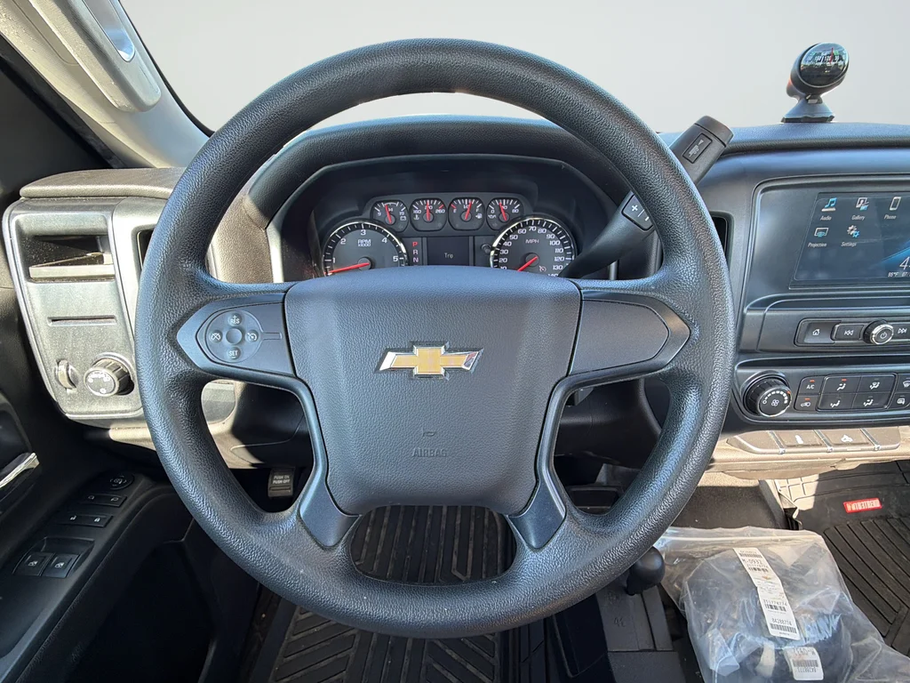 Used 2018 Red Chevrolet Work Truck image 29