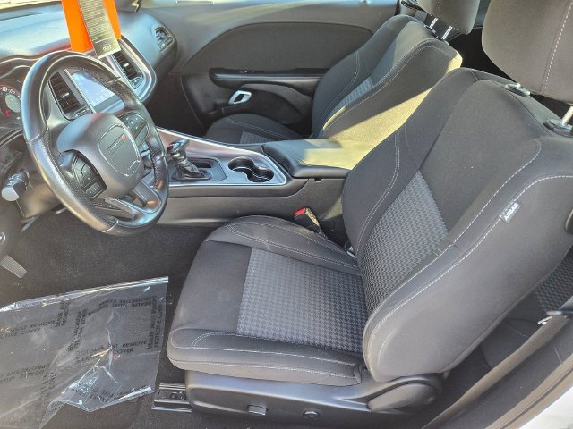 Used 2021 White Dodge SXT image 10