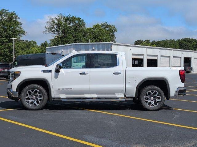 New 2026 Summit White GMC SLT image 4