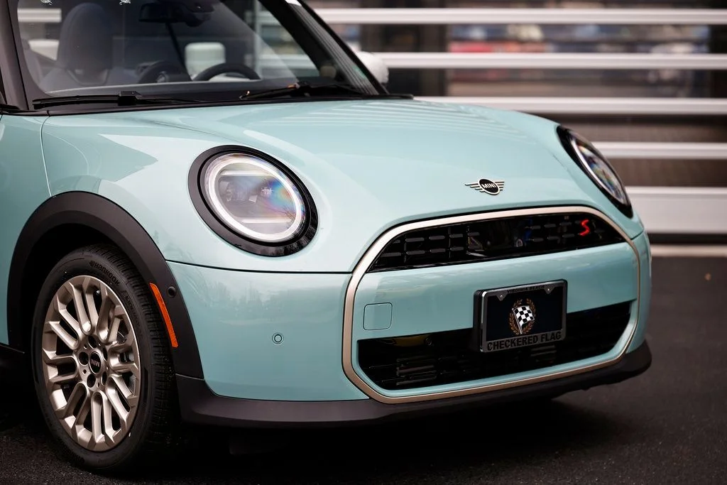 New 2026 Ocean Wave Green Metallic MINI Signature Plus image 2
