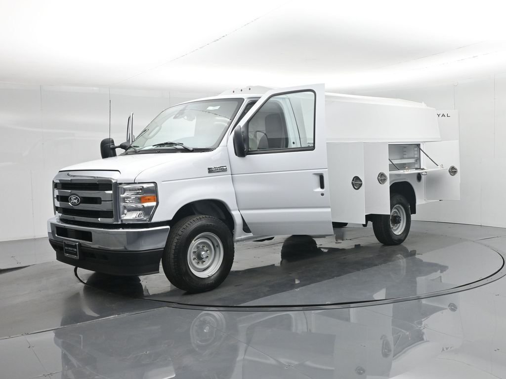 New 2026 Oxford White Ford Base image 64