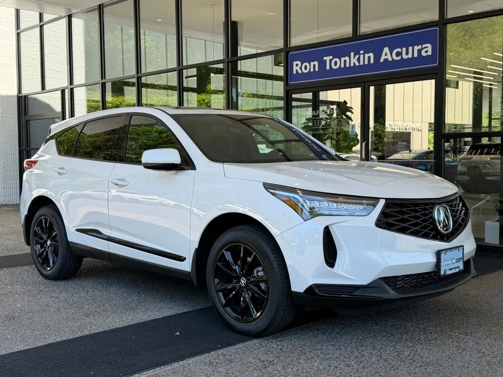 New 2026 Platinum White Pearl Acura SH-AWD image 2