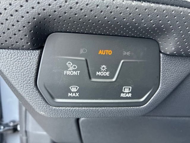 New 2026 Pure Gray Volkswagen SE w/Technology image 15