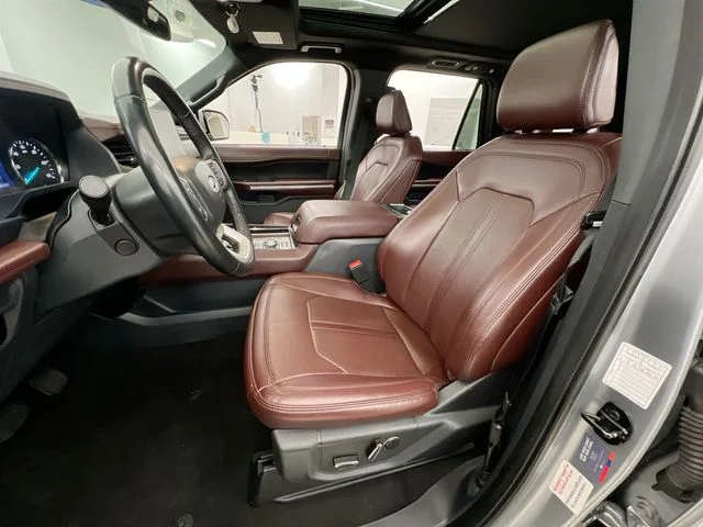Used 2024 Silver Ford Limited image 9