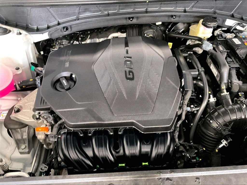 Certified Used 2025 White Hyundai SEL image 28