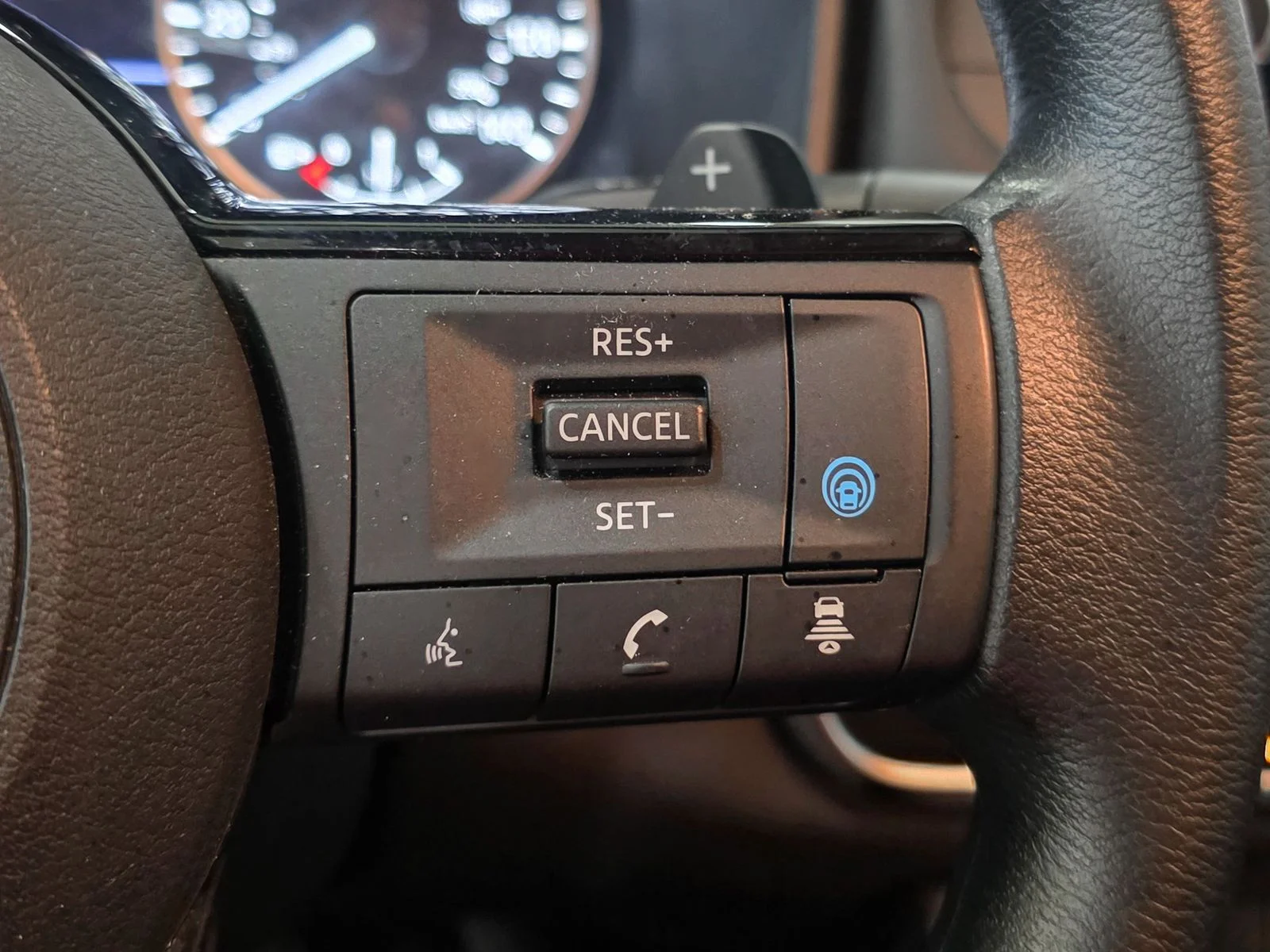 Used 2023 Gray Nissan SV image 34