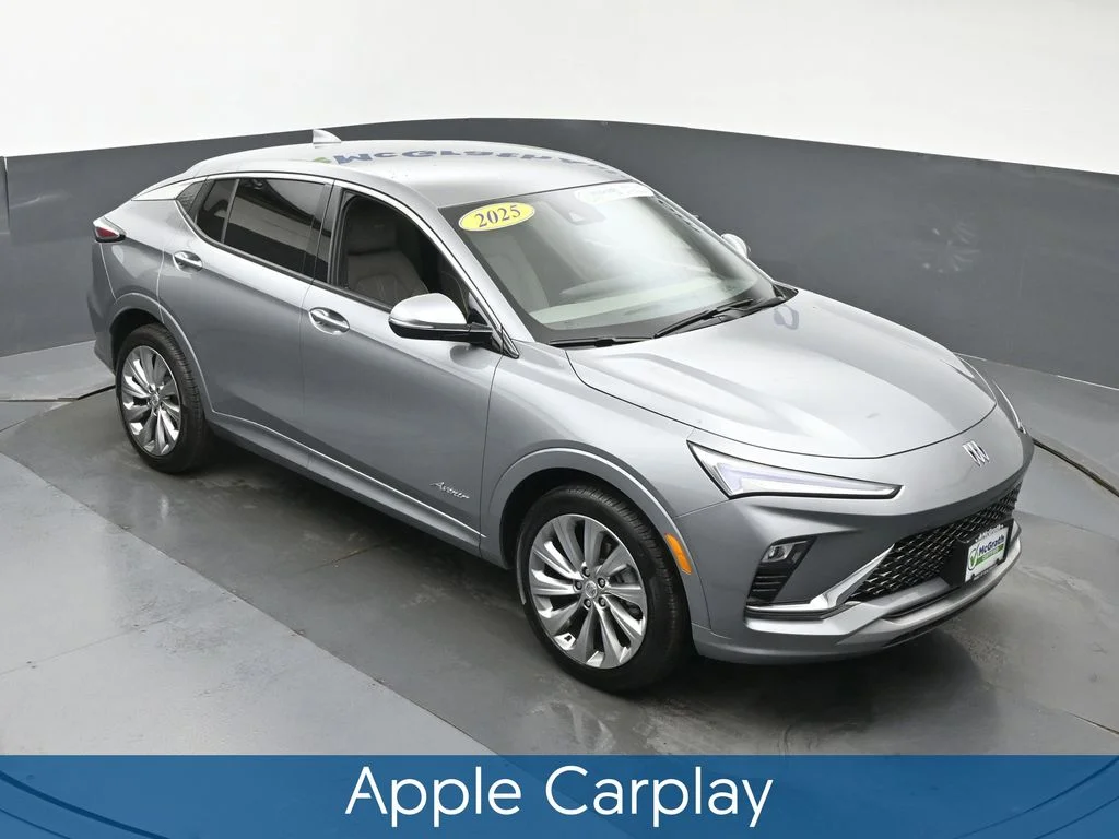 Used 2025 Gray Buick Avenir image 3