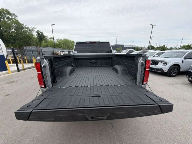 Used 2025 Gray Chevrolet LT image 22