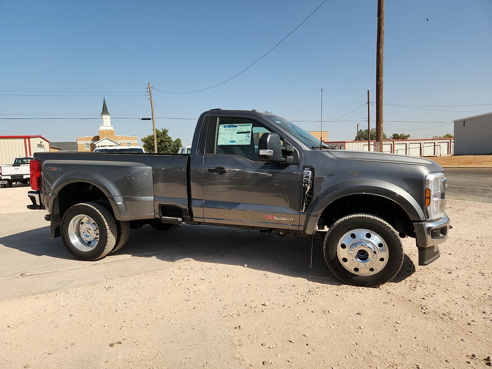 New 2027 Carbonized Gray Metallic Ford XLT image 8