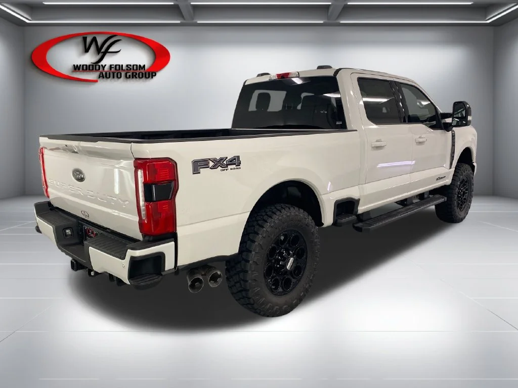 New 2026 Star White Metallic Tri-Coat Ford F-250® Lariat® image 8