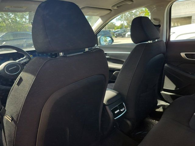 2025 Hyundai Sonata Hybrid SEL - Photo 12