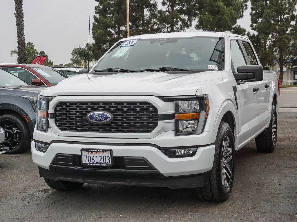 Used 2023 White Ford XL image 4