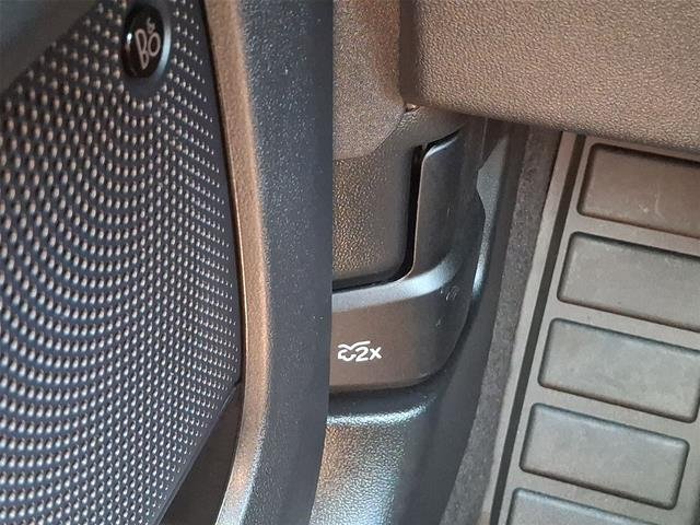 New 2026 Carbonized Gray Metallic Ford Outer Banks® image 38