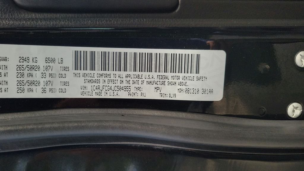 Used 2018 Black Jeep Overland image 25