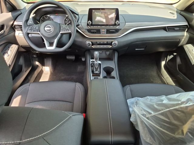New 2026 Scarlet Ember Tintcoat Nissan SV image 21
